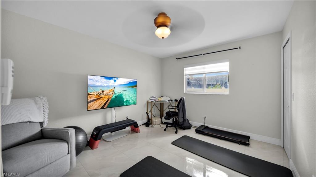 CAPE CORAL - Residential Lease