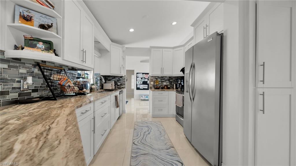 CAPE CORAL - Residential Lease