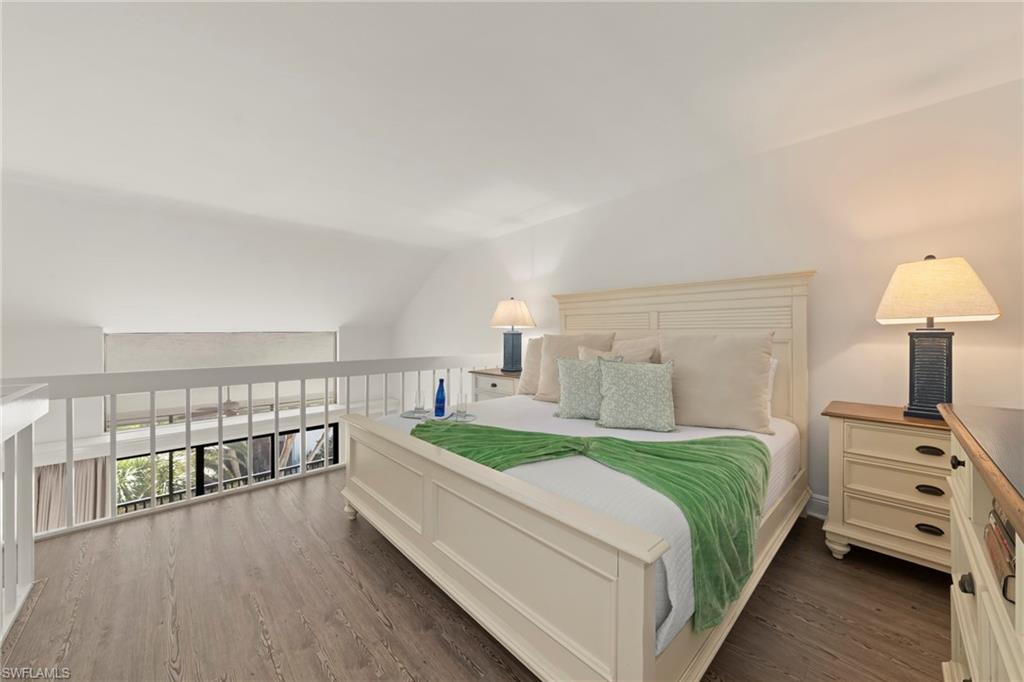 TENNIS VILLAS - Residential