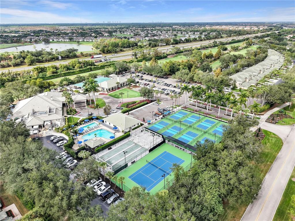 LAUREL GREENS - Residential