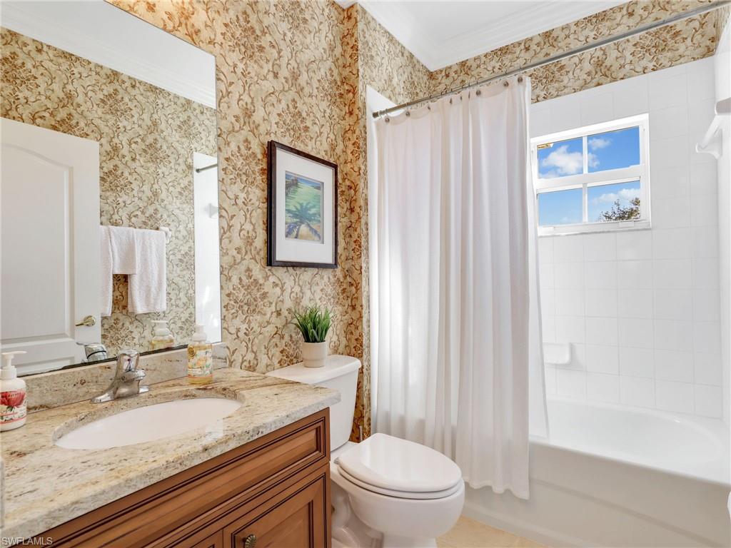 LAUREL GREENS - Residential