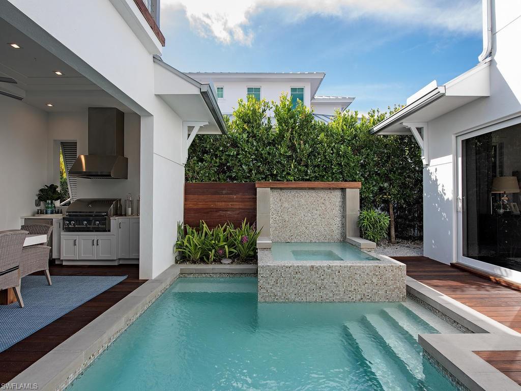 OLDE NAPLES - Residential