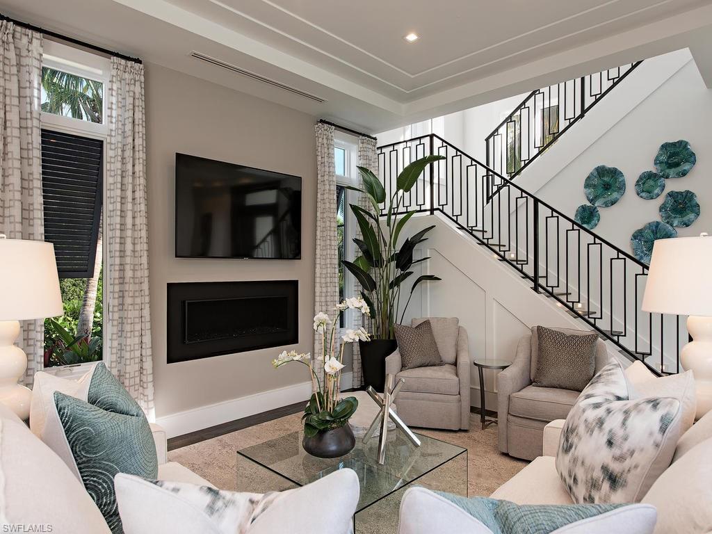 OLDE NAPLES - Residential