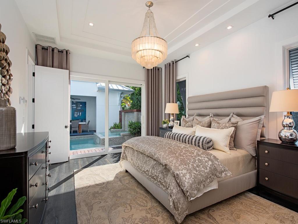 OLDE NAPLES - Residential