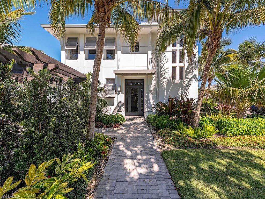 OLDE NAPLES - Residential