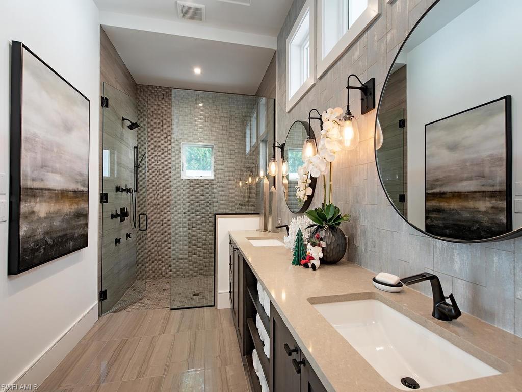 OLDE NAPLES - Residential