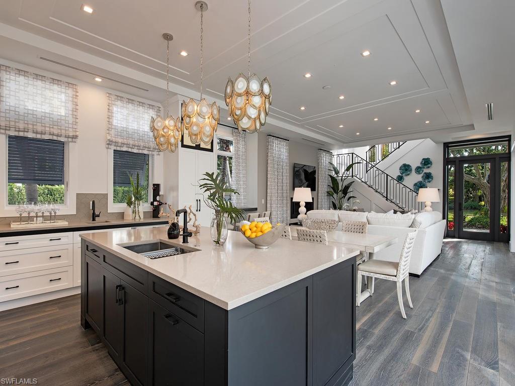 OLDE NAPLES - Residential