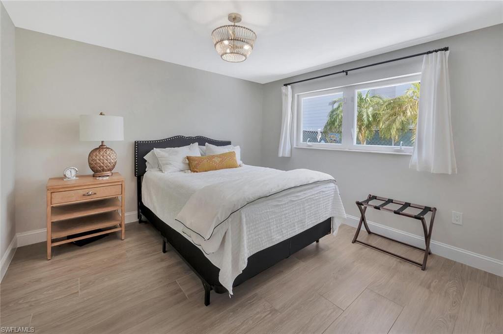 ROYAL HARBOR - Residential Lease