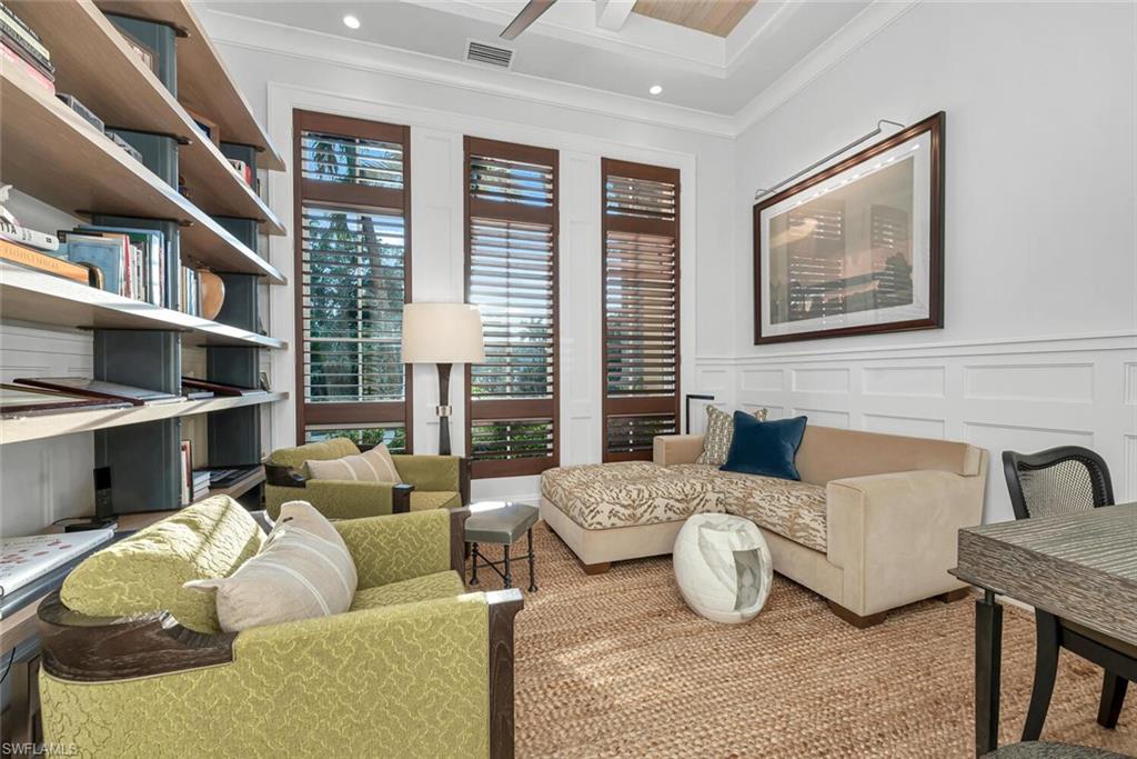 MOORINGS - Residential