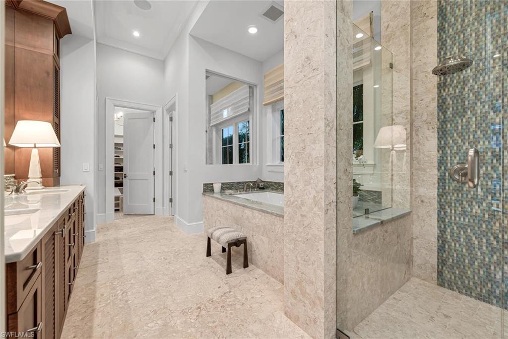 MOORINGS - Residential