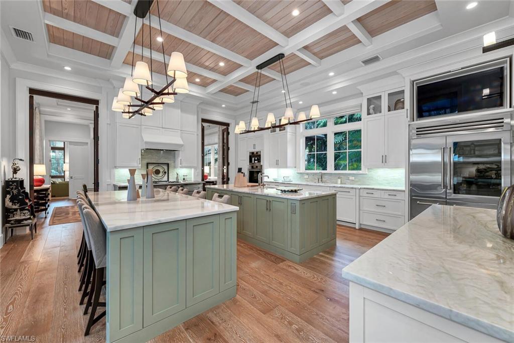 MOORINGS - Residential