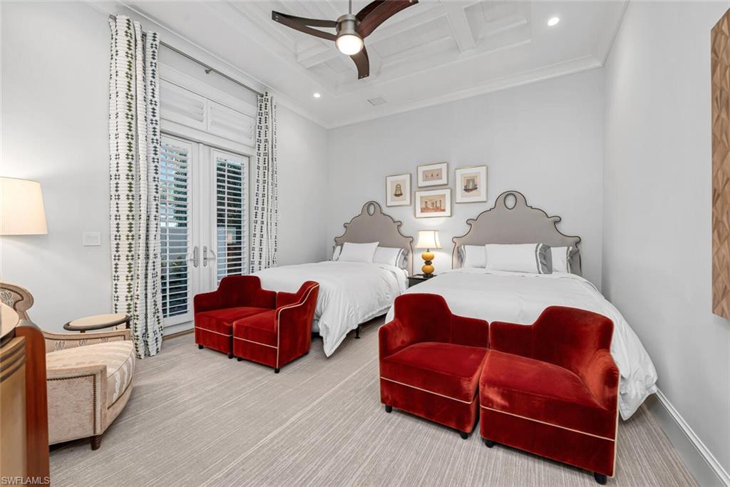 MOORINGS - Residential