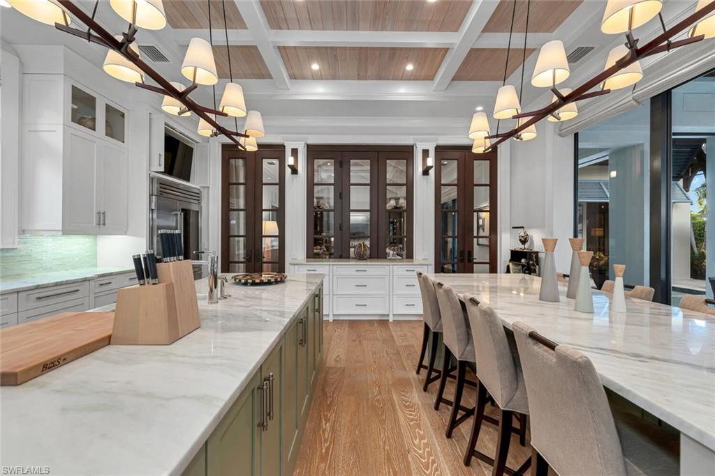 MOORINGS - Residential