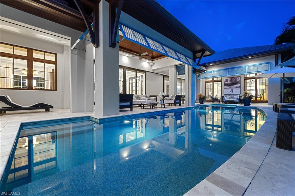 MOORINGS - Residential