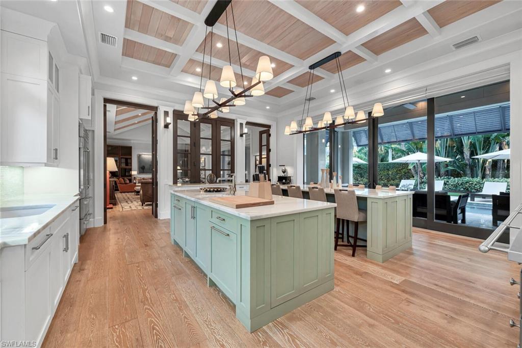 MOORINGS - Residential