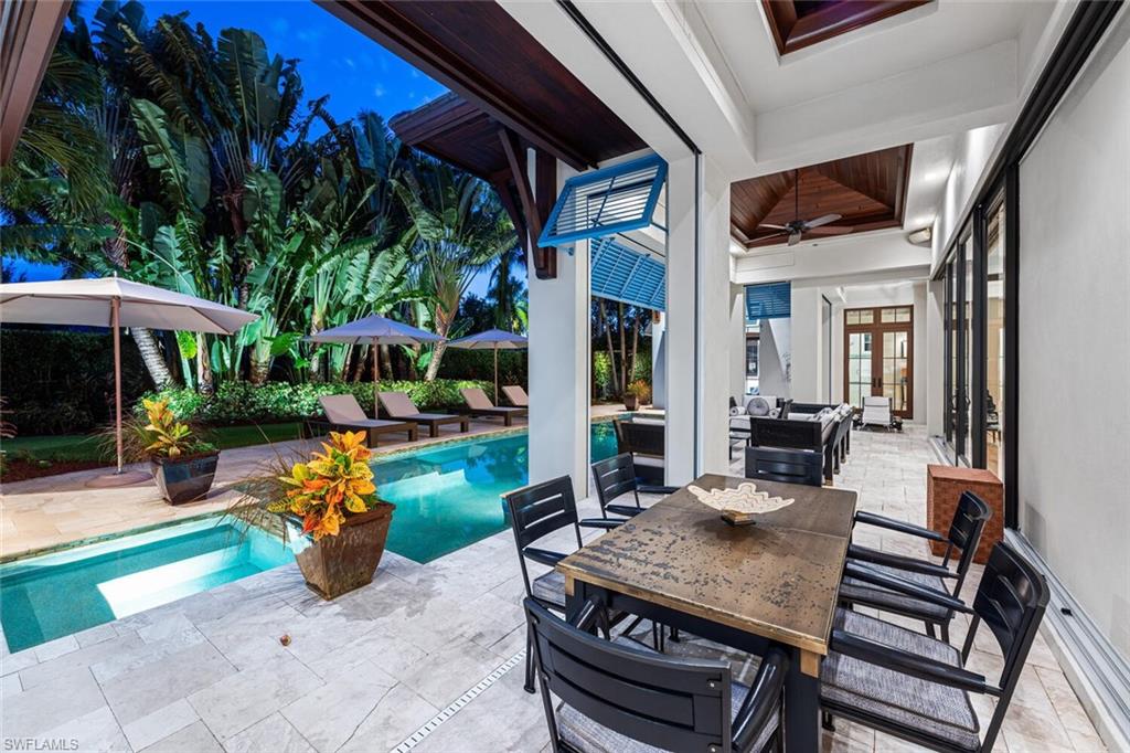 MOORINGS - Residential