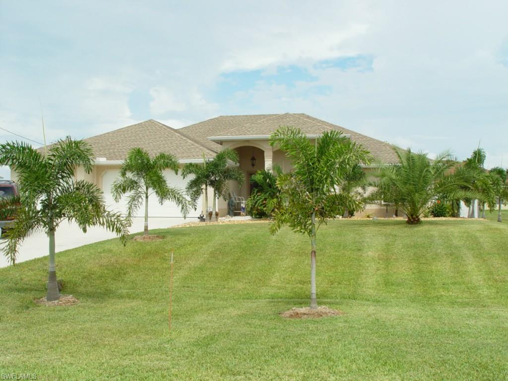CAPE CORAL - Residential