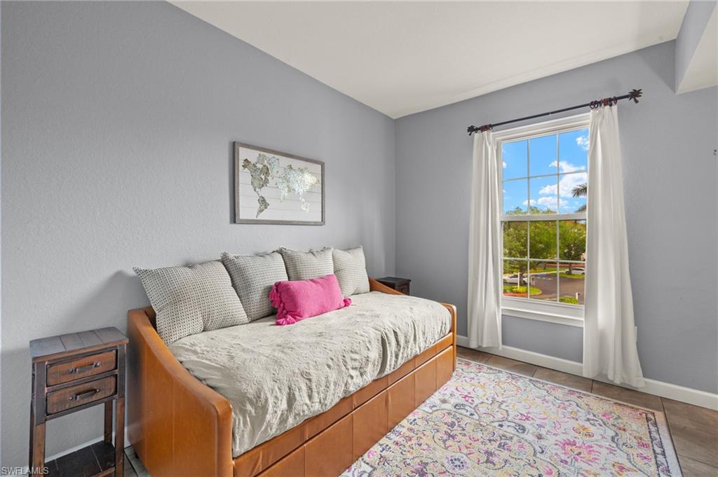 THE TIDES AT PELICAN LANDING - Residential Lease