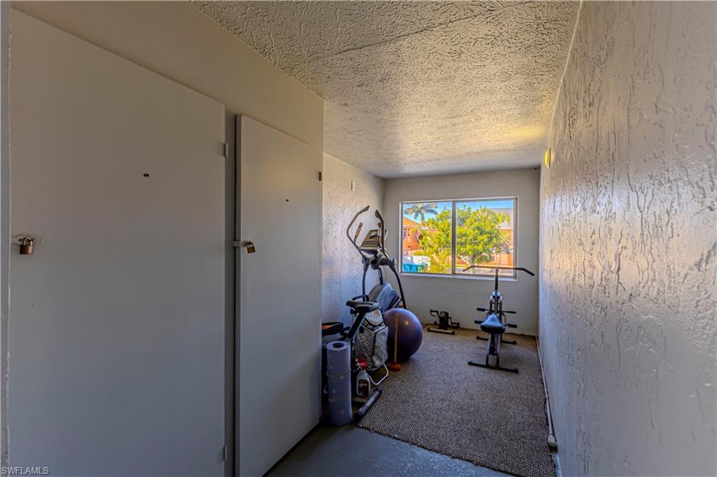 GONDOLIER CONDO - Residential