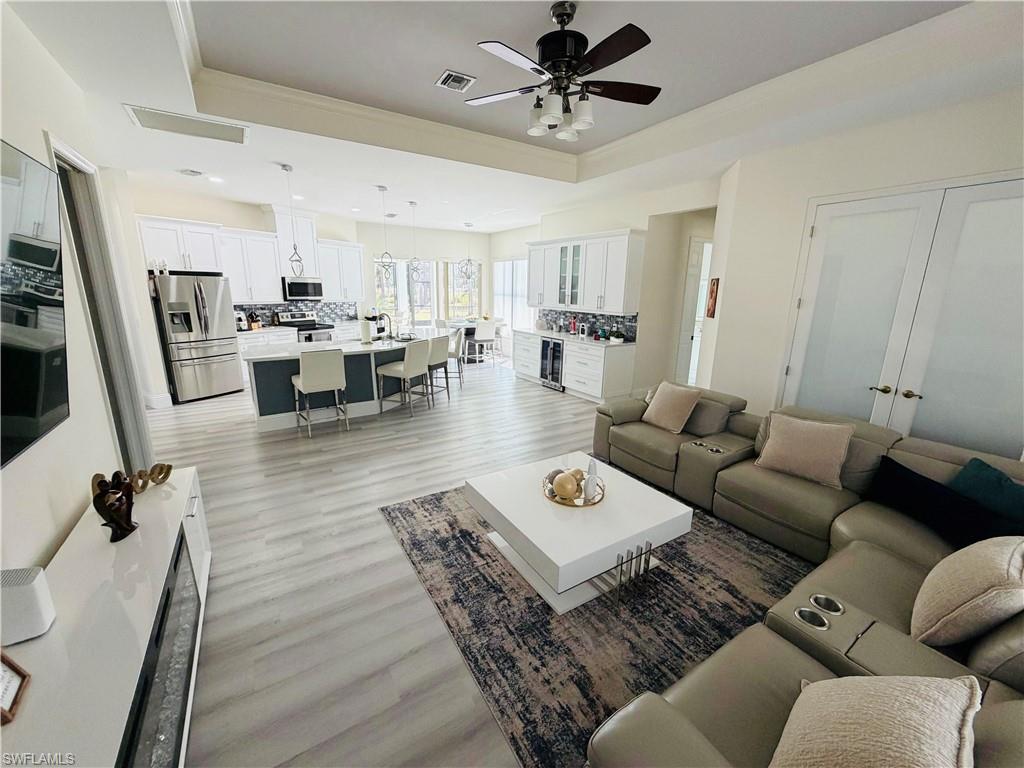 GOLDEN GATE ESTATES - Residential