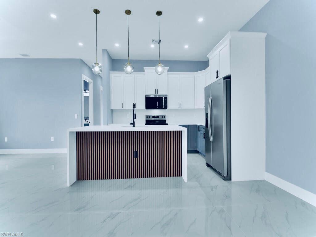 LEHIGH ACRES - Residential