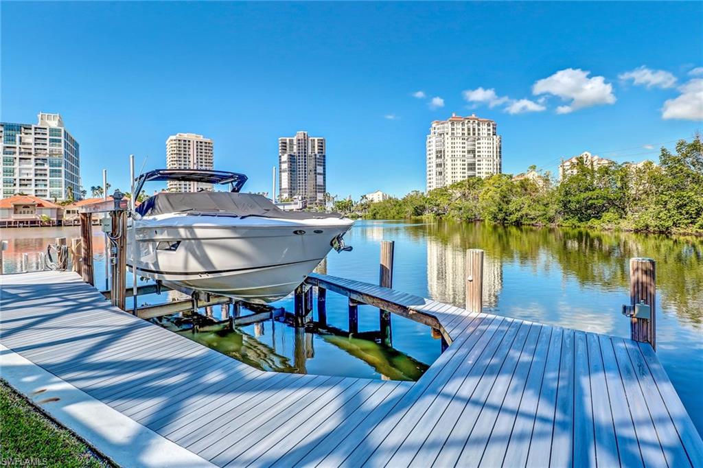 PARK SHORE - Residential