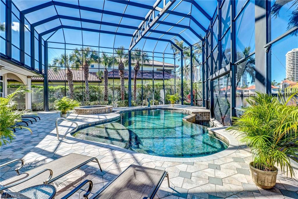 PARK SHORE - Residential