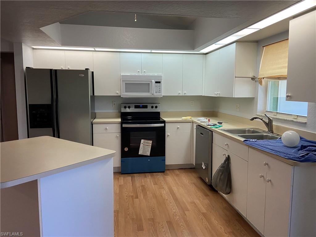 CAPE CORAL - Residential Lease