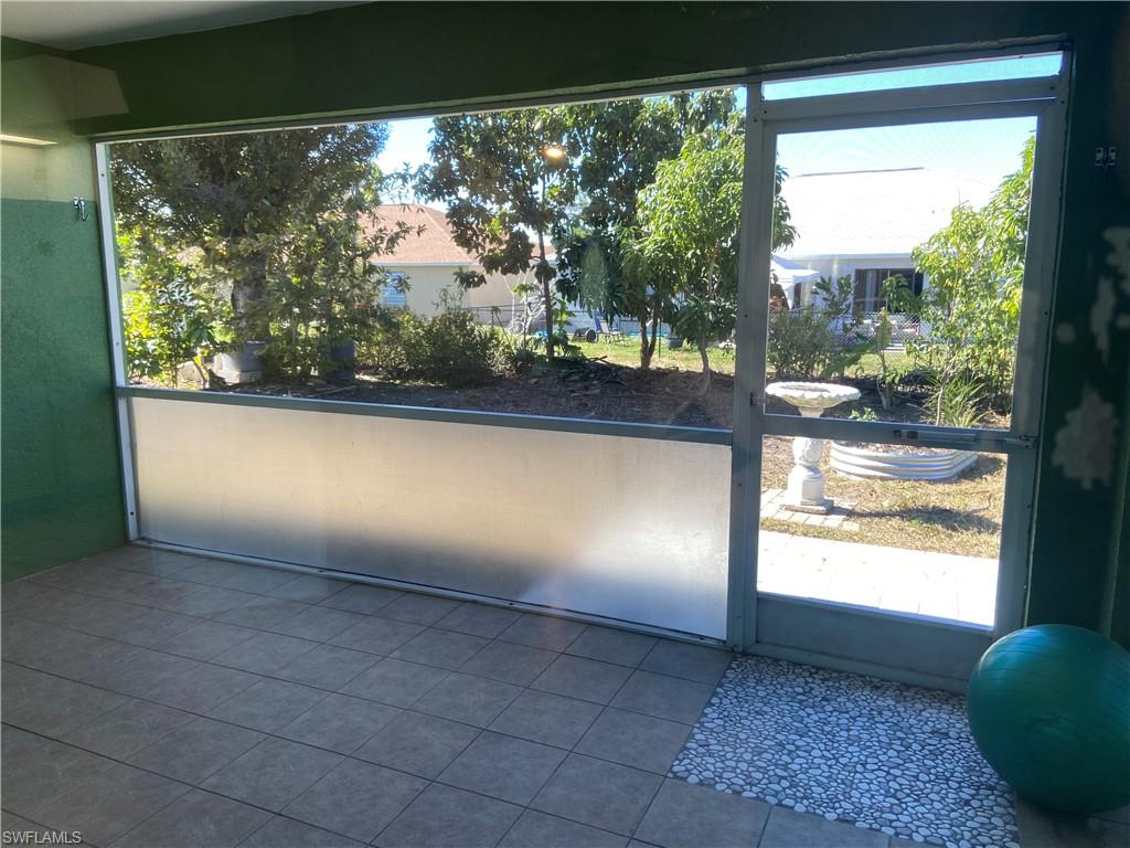 CAPE CORAL - Residential Lease