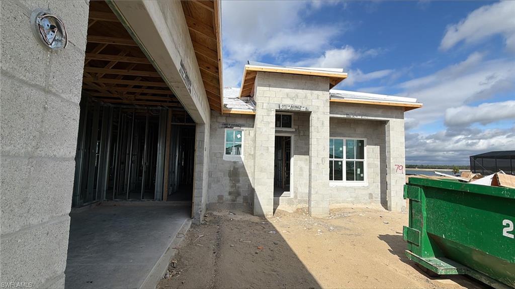 SEVEN SHORES - Residential