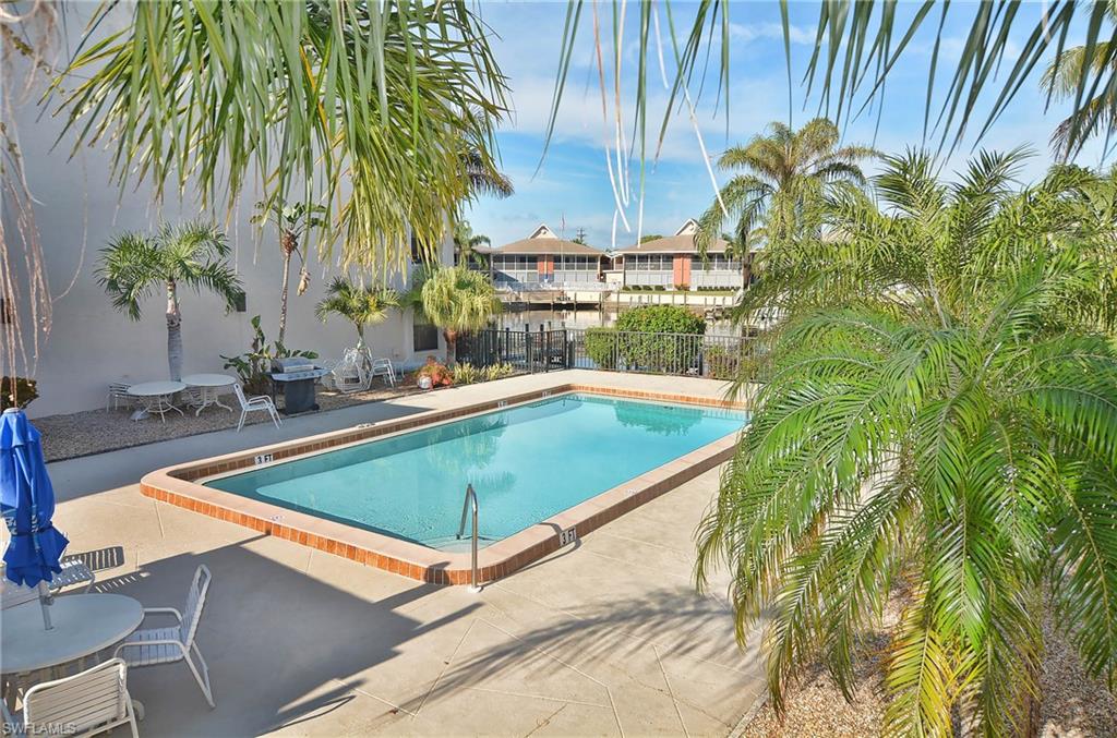 PARK VIEW CONDO - Residential