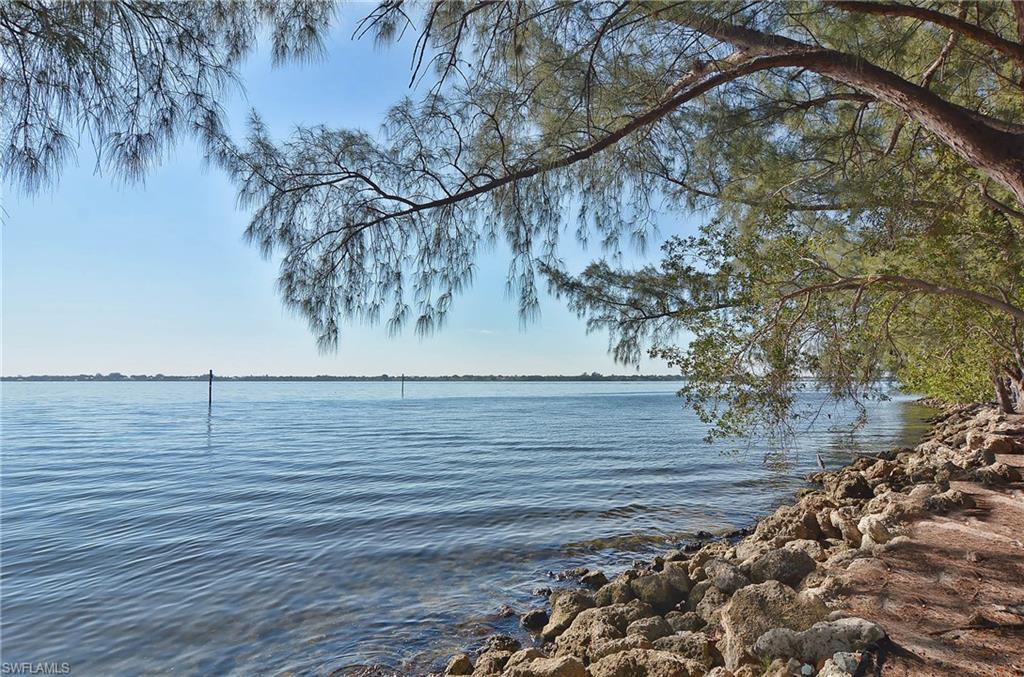 PARK VIEW CONDO - Residential