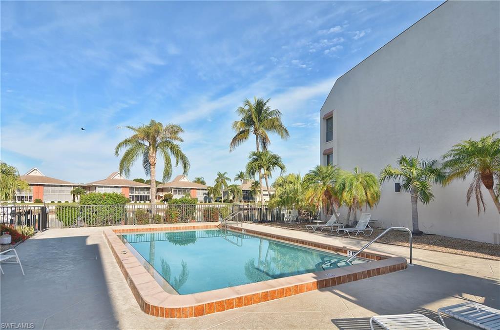 PARK VIEW CONDO - Residential