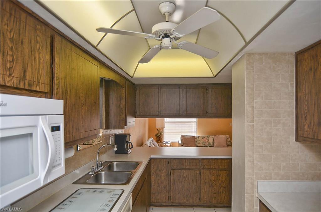 PARK VIEW CONDO - Residential