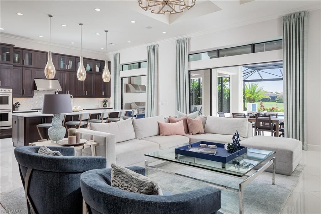 ESPLANADE - Residential