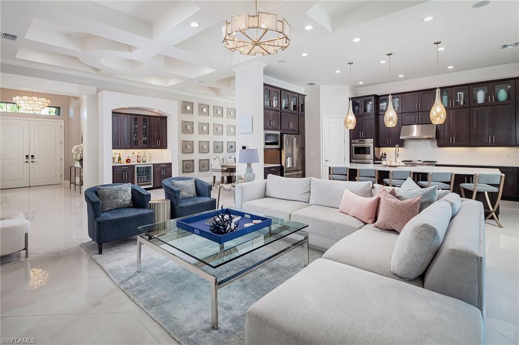 ESPLANADE - Residential