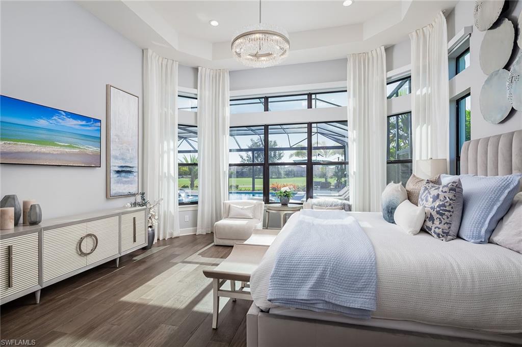 ESPLANADE - Residential