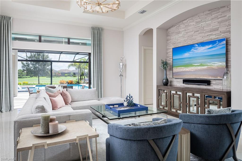 ESPLANADE - Residential