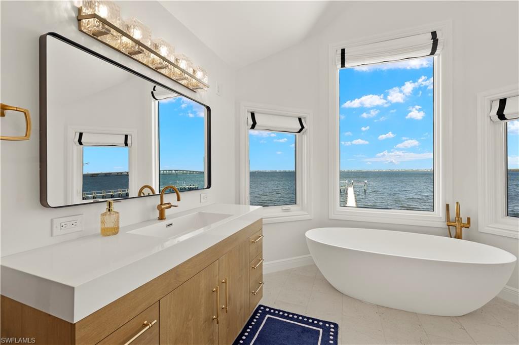 MCCORMICKS CASA DEL RIO - Residential