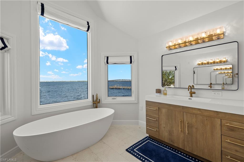 MCCORMICKS CASA DEL RIO - Residential