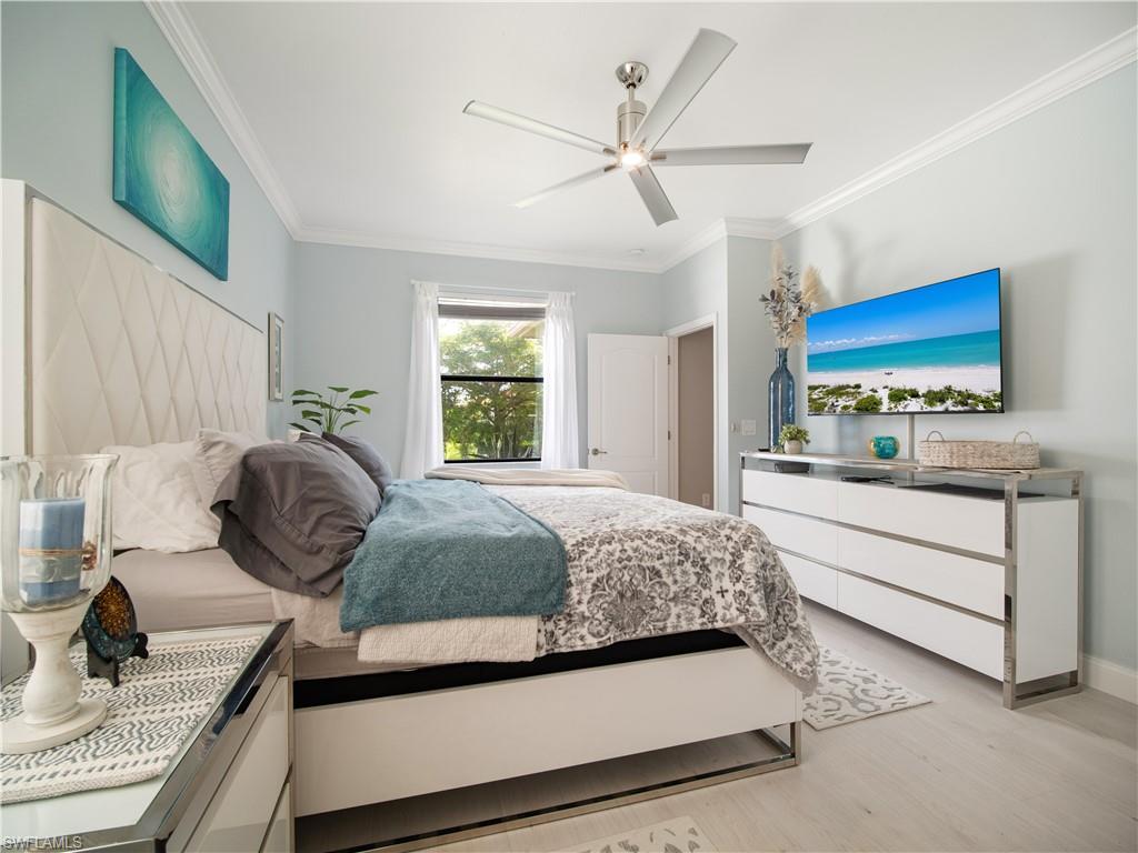 PROMENADE WEST - Residential