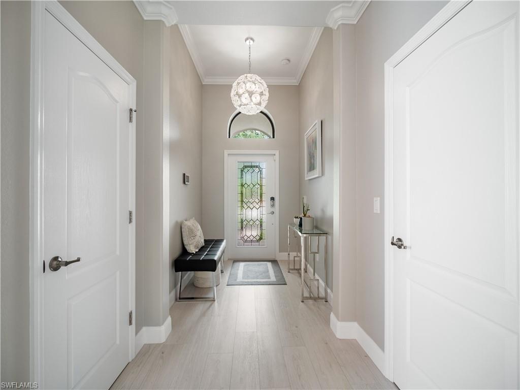 PROMENADE WEST - Residential