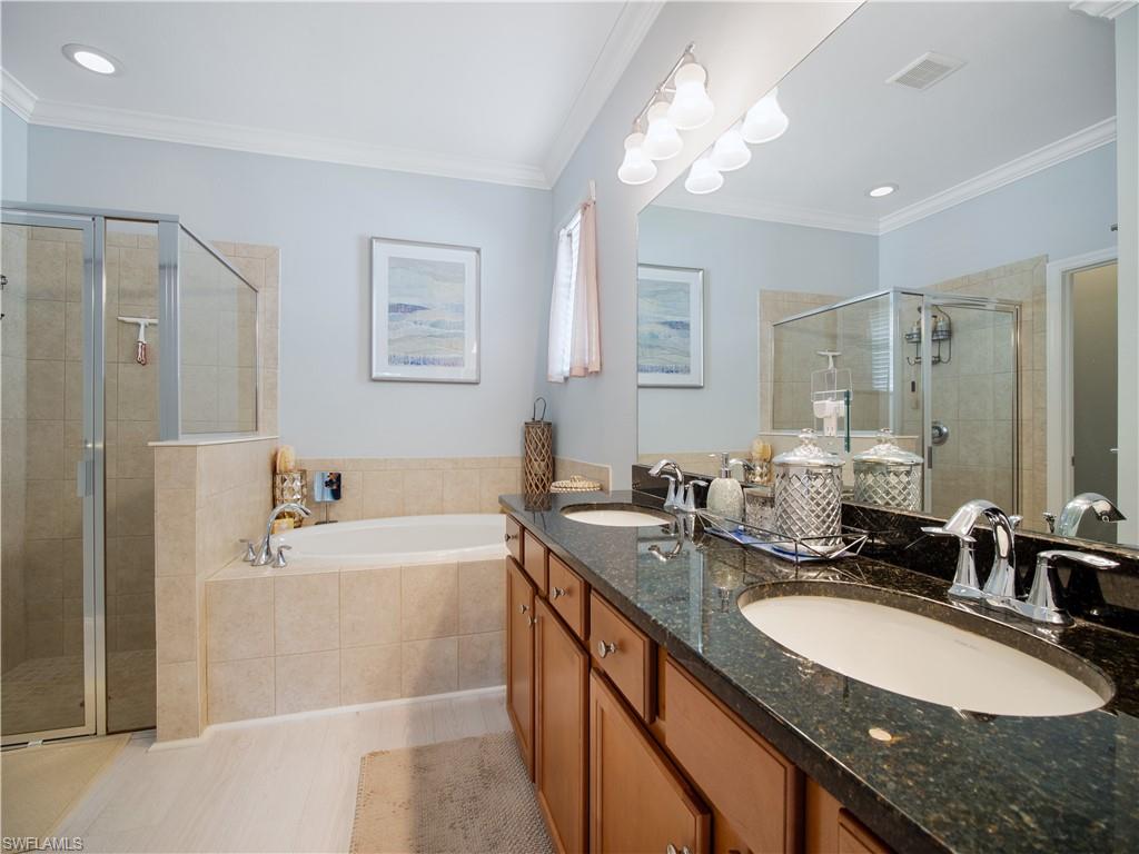 PROMENADE WEST - Residential