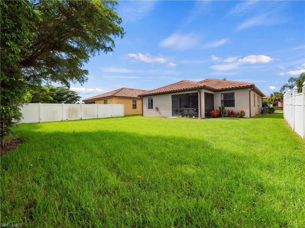 PROMENADE WEST - Residential