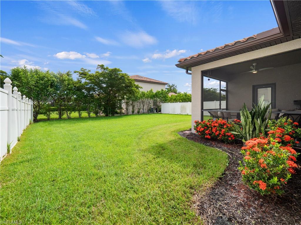 PROMENADE WEST - Residential