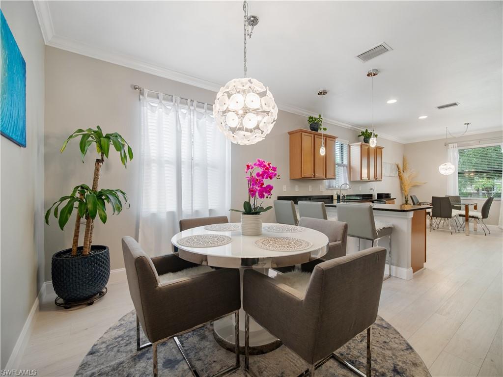 PROMENADE WEST - Residential