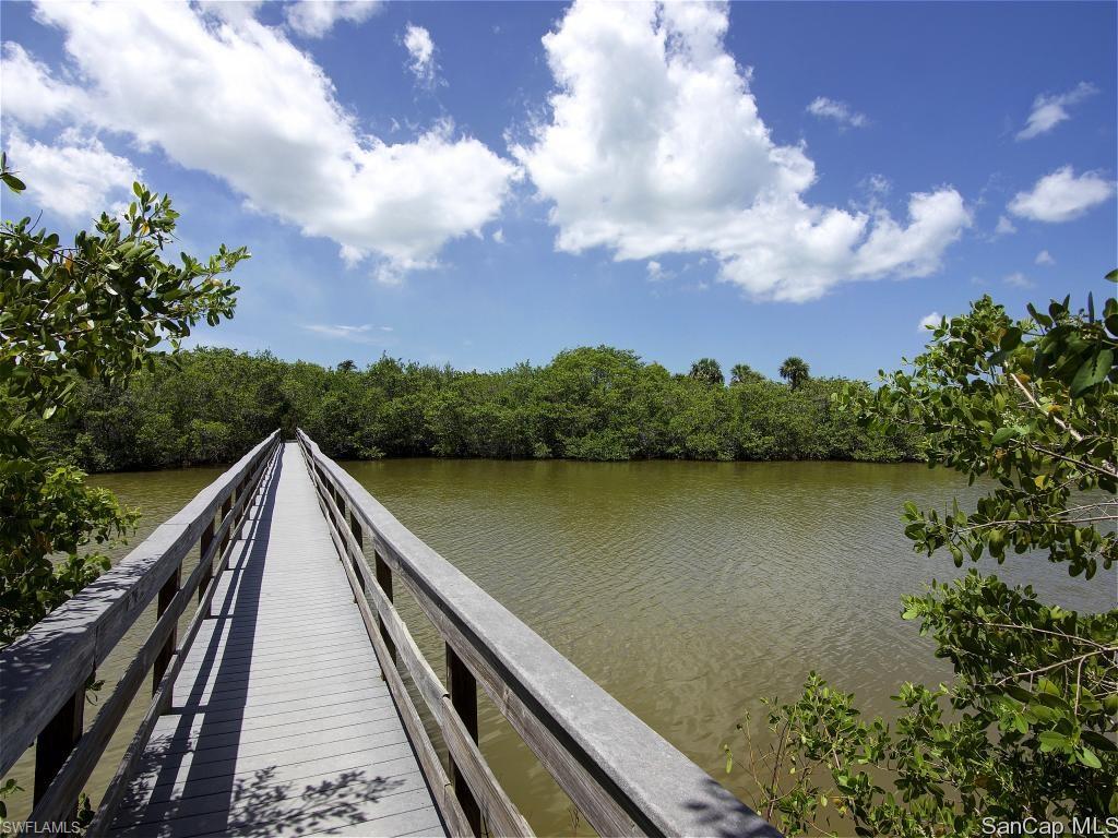 BLIND PASS CONDO - Residential