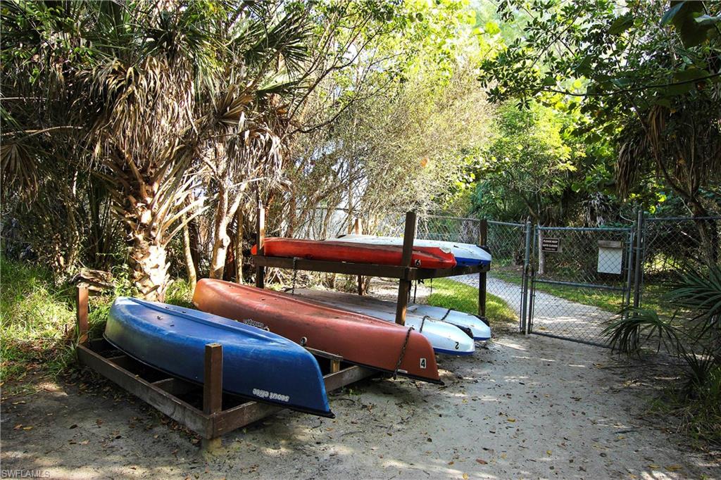 BLIND PASS CONDO - Residential