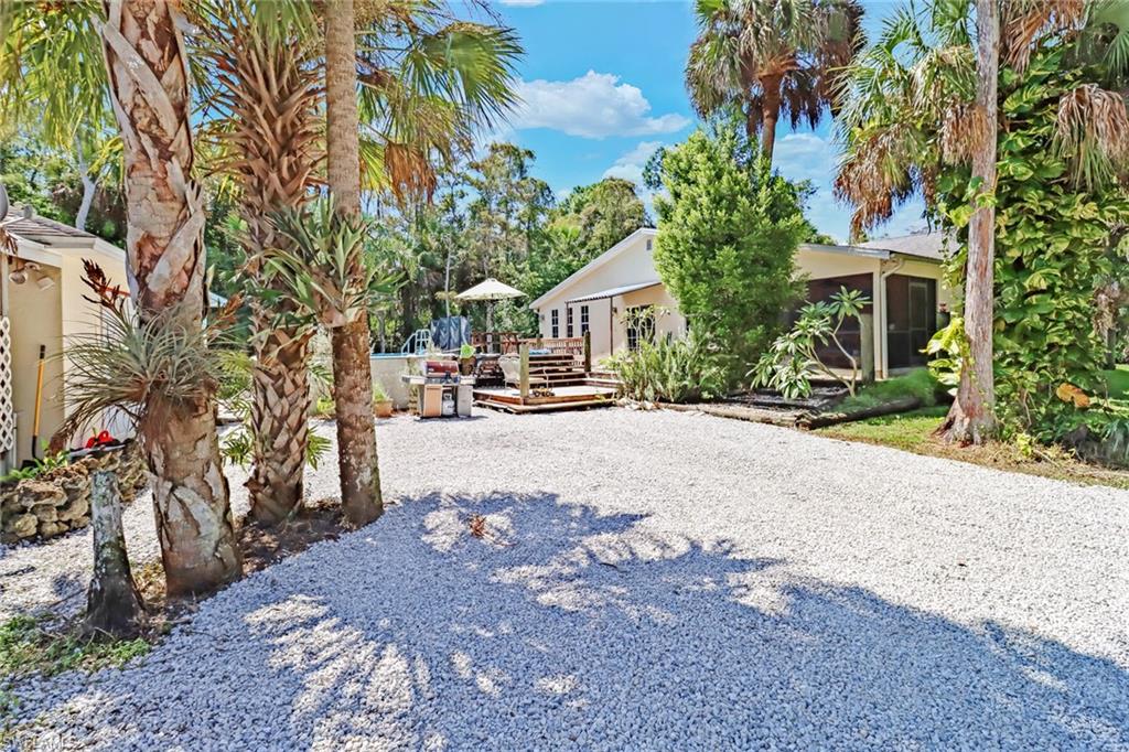 GOLDEN GATE ESTATES - Residential