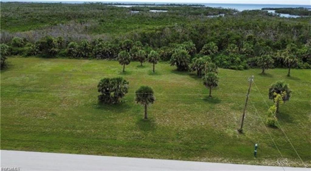PUNTA GORDA ISLES - Land
